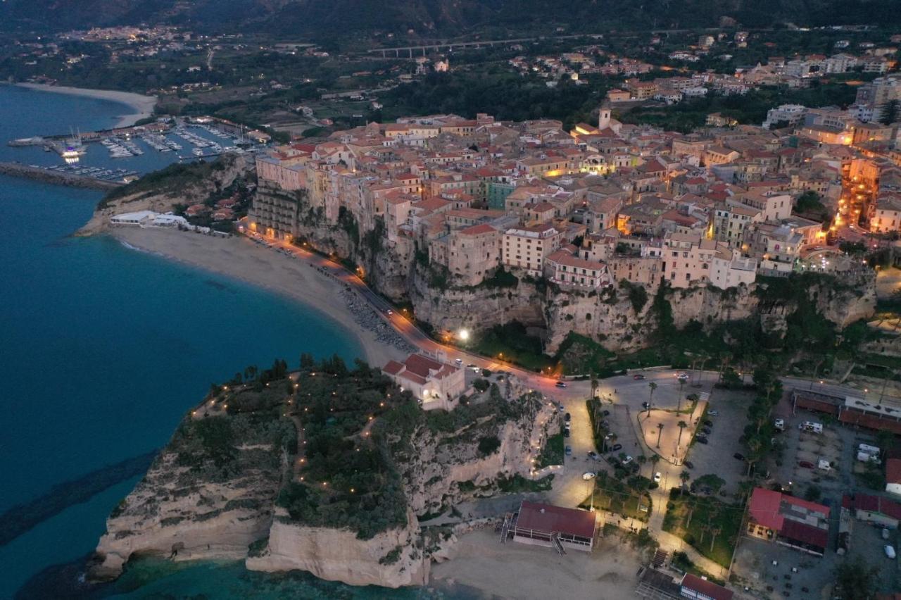 J Luxury Home Tropea Exterior photo